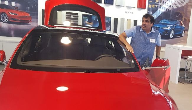  Need to promote electric vehicles: Gadkari 