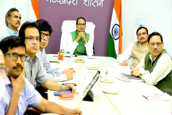 Complete the works of Mahakal Maharaj Temple Premises Expansion Project by May 20 : Chief Minister Chouhan