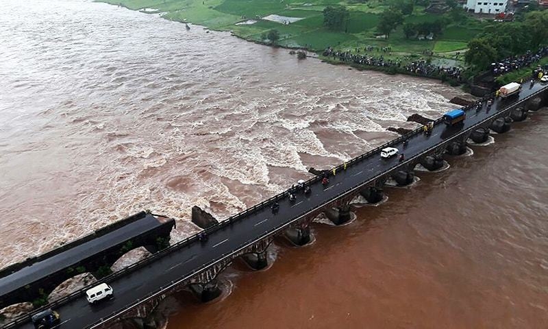  100-year-old British-era bridge going strong in Pakistan 