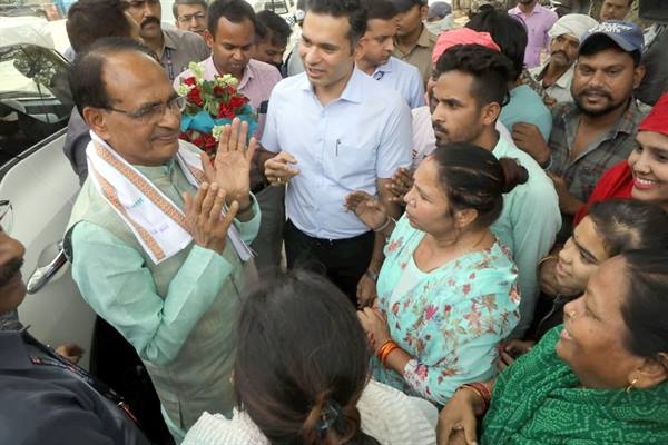 Residents of New Shabri Nagar Expressed Gratitude to Chief Minister Chouhan
