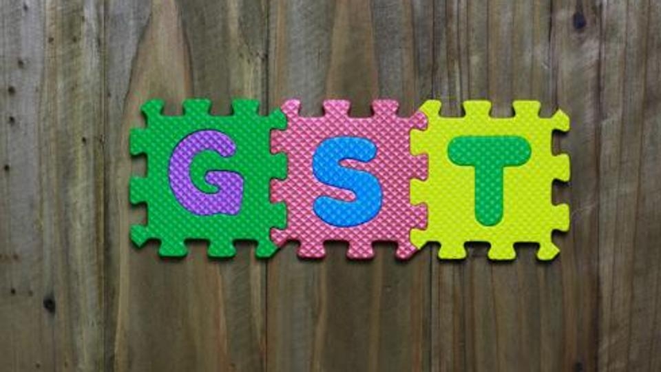  Government starts twitter handle to answer queries on GST 