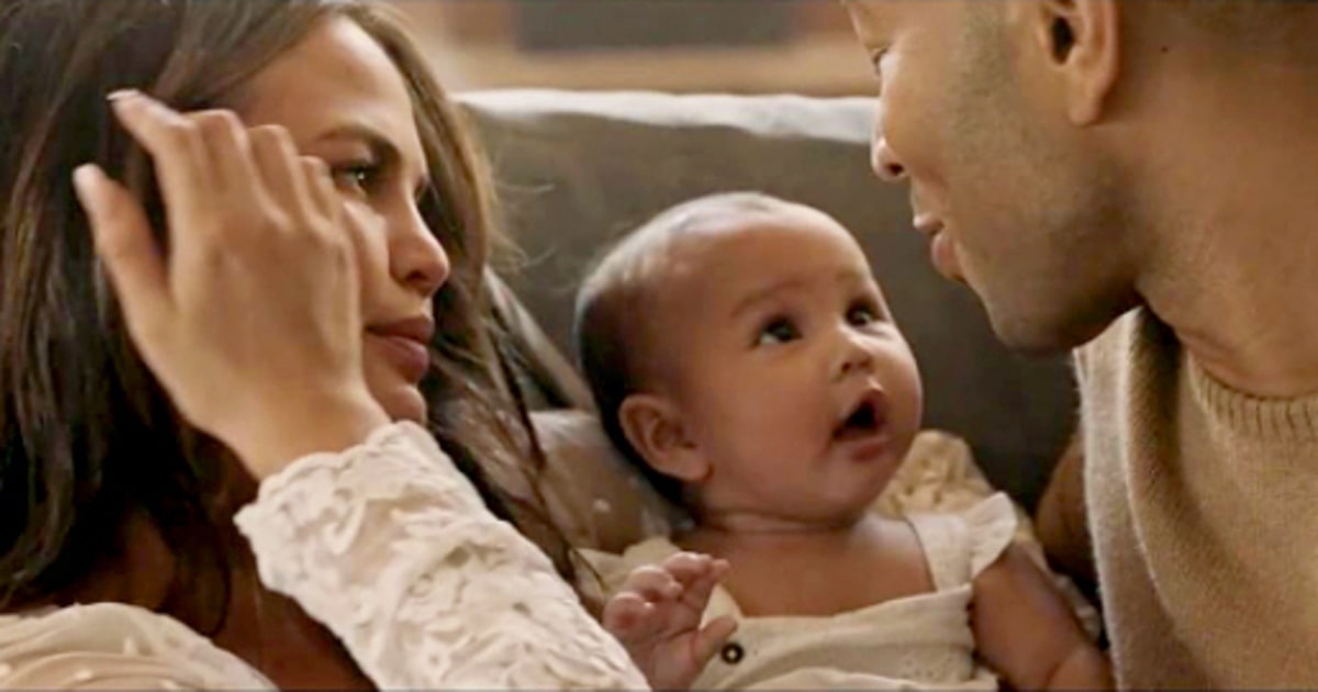 Chrissy Teigen and  John Legend’s daughter Baby Luna Perhaps the future performer!