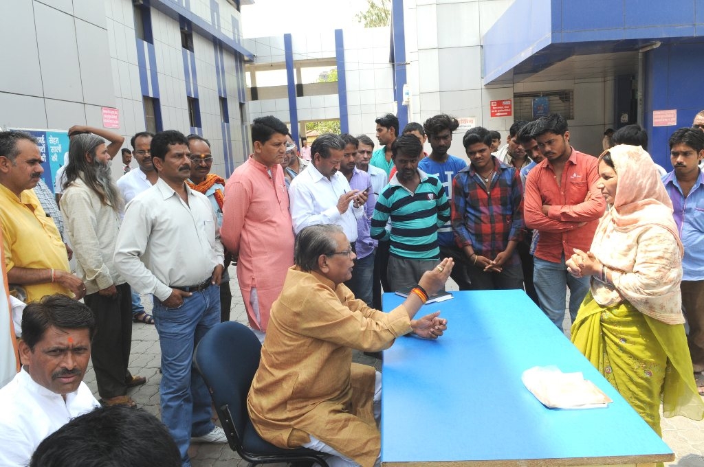 Minister Gupta Heard Patients’ Grievances in Katju and J.P. Hospital