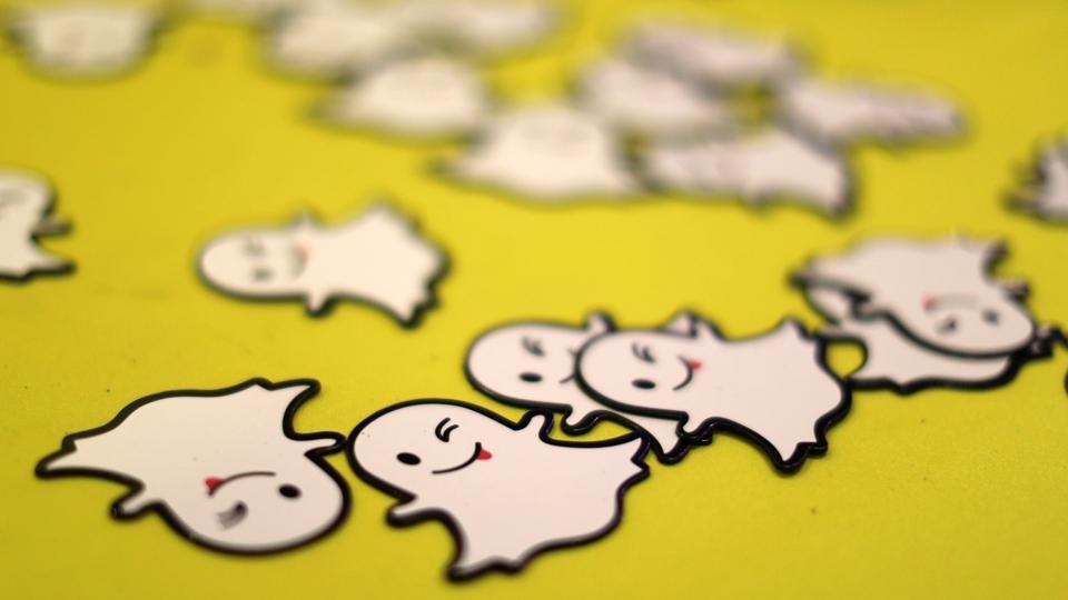  Instagram doesn t  copy  Snapchat but  builds  on it, says CEO 