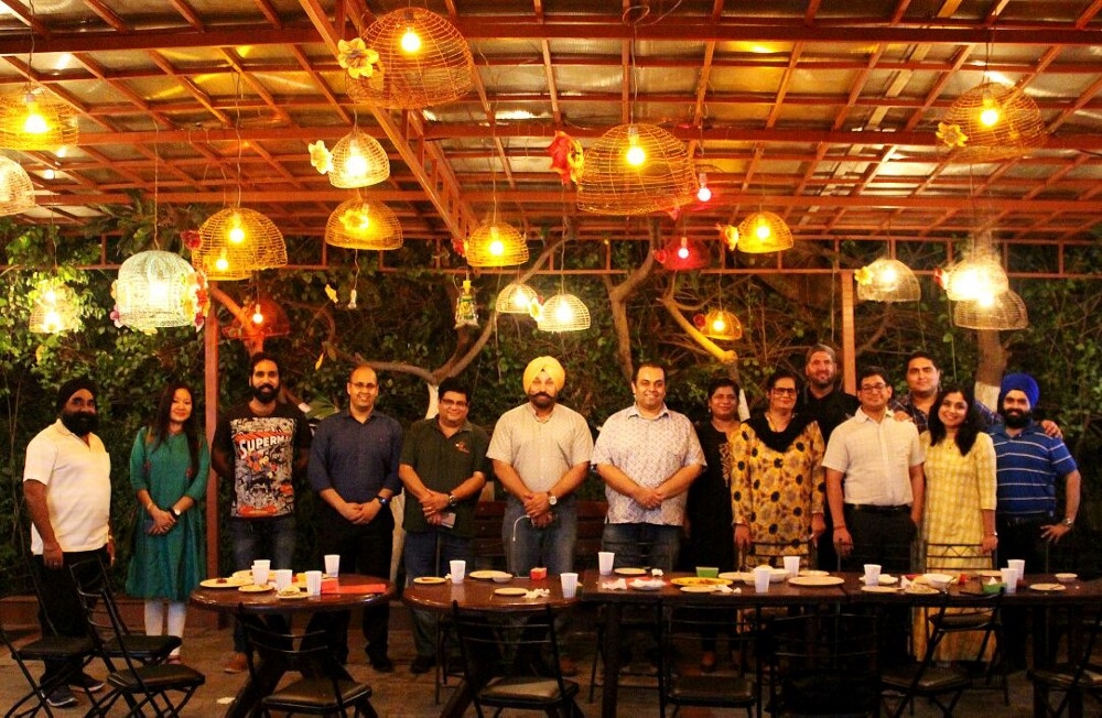  Dev s American Caf: Whiff of something different