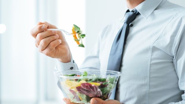  Postponing meals may delay your body clock 