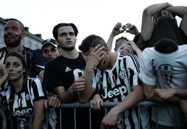  Over 400 injured in stampede during Champions League final 