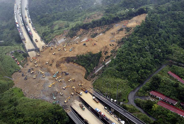  Landslide kills a woman and two kids in Tripura 