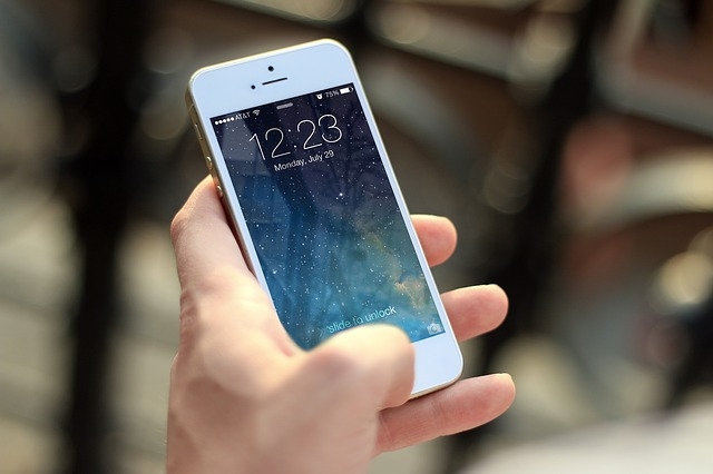   Miracle material  could end cracked smartphone, tablet displays 