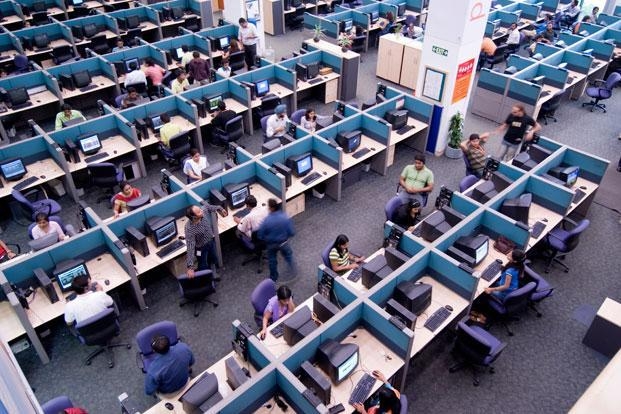  India s service sector regains momentum in May: PMI (Lead) 