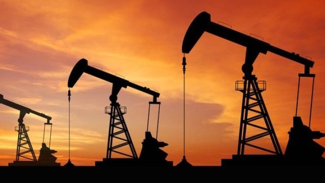  Oil prices drop amid geopolitical tensions 