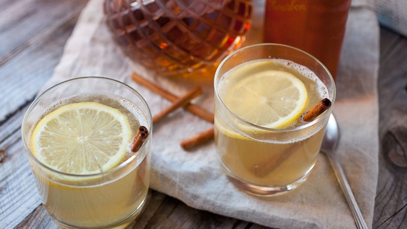 Cinnamon Whiskey Hot Toddy