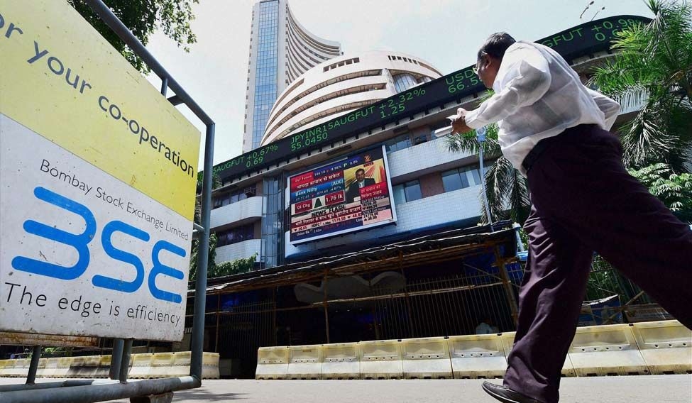  Macro-data, global cues to set the course of equity indices (Market Outlook) 