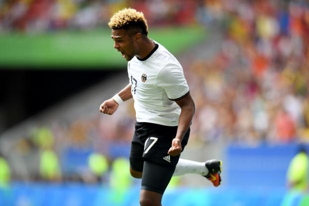  Bayern Munich sign winger Gnabry from Bremen 