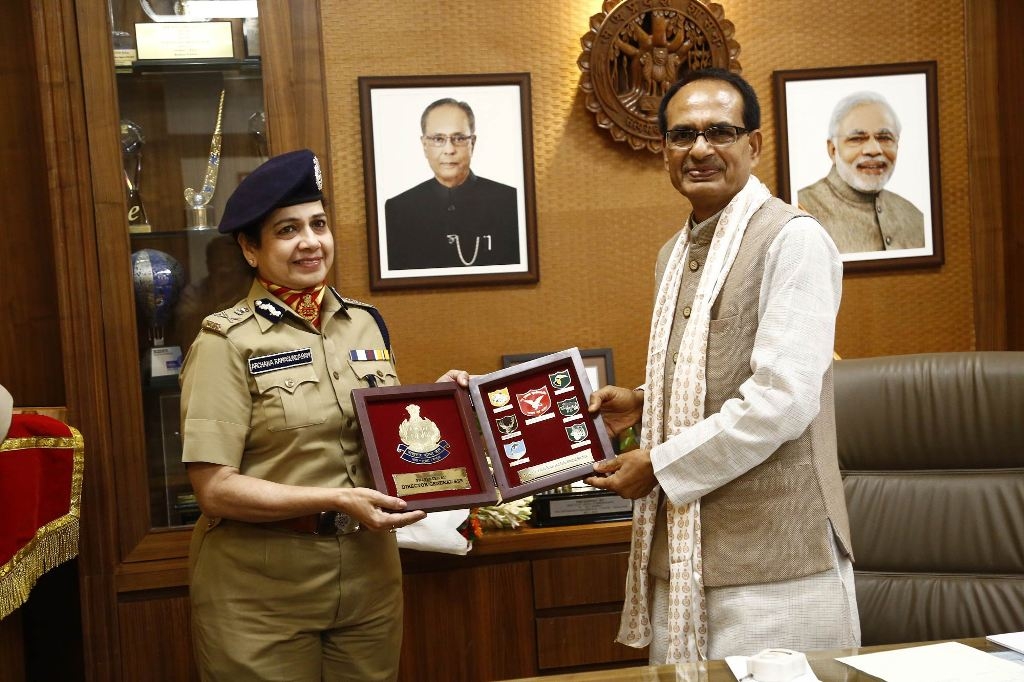 Director General BSF Pays Courtesy Visit to CM Chouhan