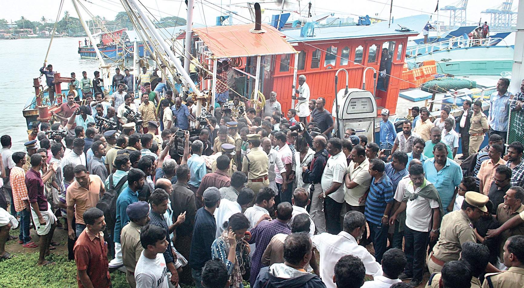  Captain, navigator of cargo ship that hit Indian fishing boat in custody 