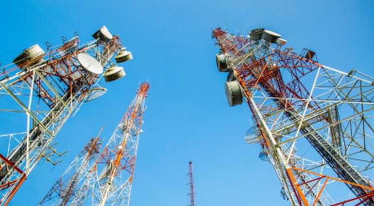  Structural issue in the telecom industry needs to be corrected  