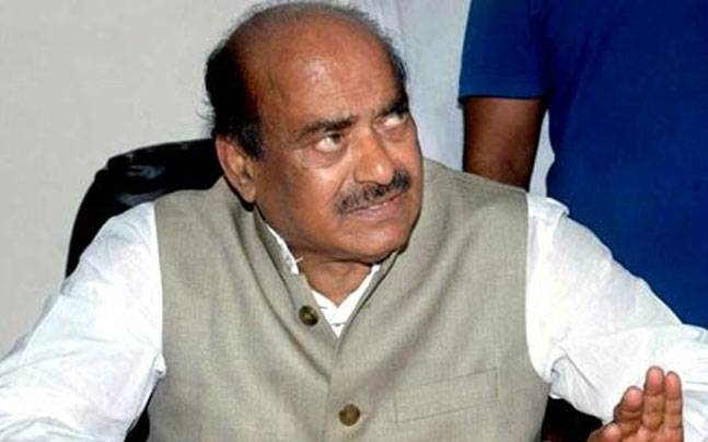   Late showing  TDP MP creates ruckus at airport, banned by airline, three others (Second Lead) 