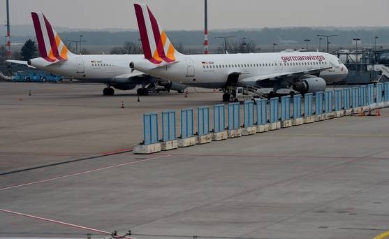  Flights suspended in Germany over false bomb alarm 