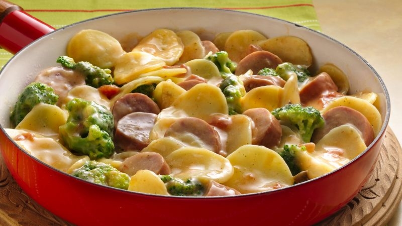Potato, Broccoli and Sausage Skillet 