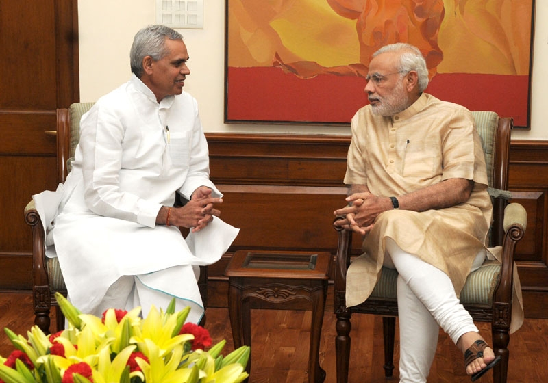  Himachal Governor leads yoga celebrations 