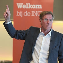 Van Breukelen quits as technical director of Dutch football association 