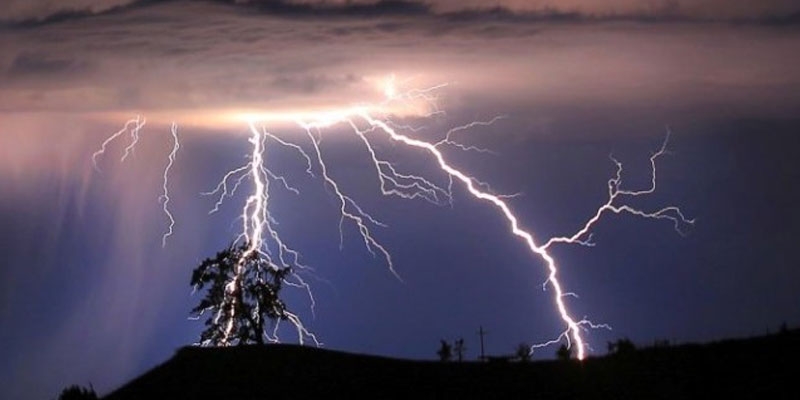  Three killed by lightning in UP 