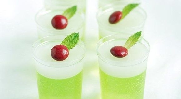 Green Apple Soda with Vodka Gelatin