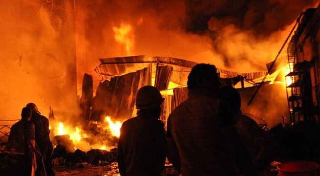  Fire in Howrah plastic factory 