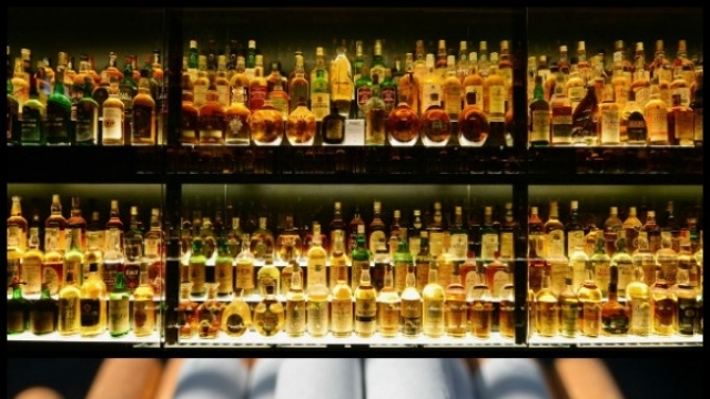  77 bars reopen in Kerala 