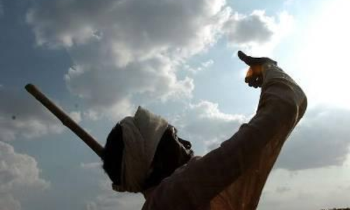  Bihar farmers wait for rain God to smile on them 