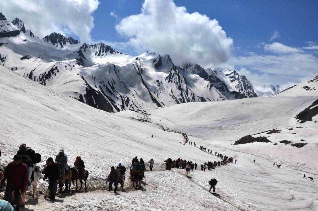  Over 3,100 pilgrims leave for Amarnath on Day 5 