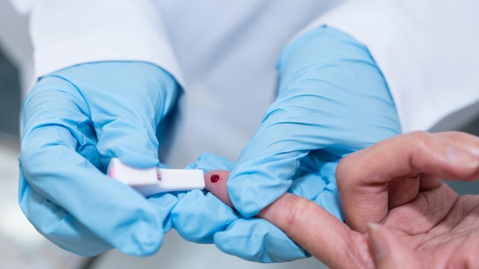  Rapid test finds signs of sepsis in single drop of blood 