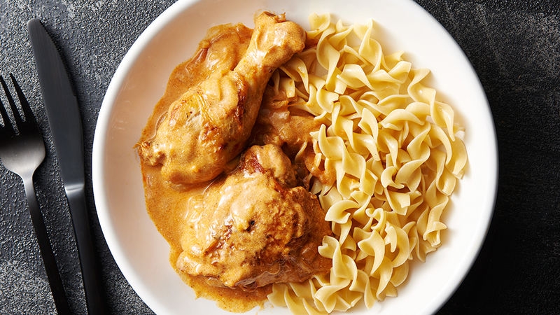 Slow-Cooker Creamy Chicken Paprikash