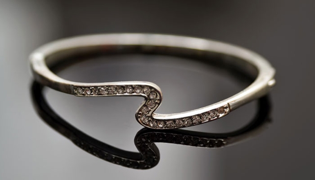  Protect silver jewellery from humidity (With Images) 