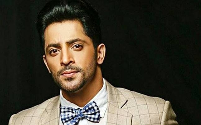  Vikkas on cloud nine after winning award for negative role 