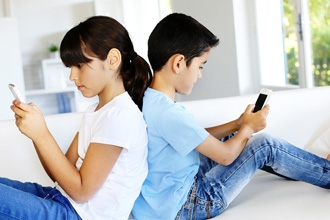  Digital devices blamed for dry eye problem among children 