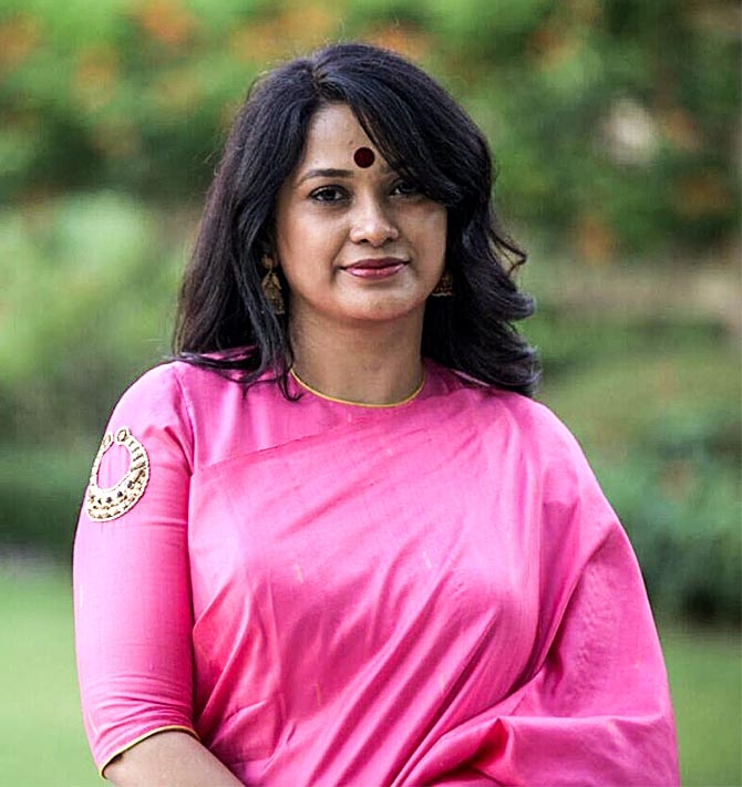  Designer to show  demonetisation  themed line at fashion week 