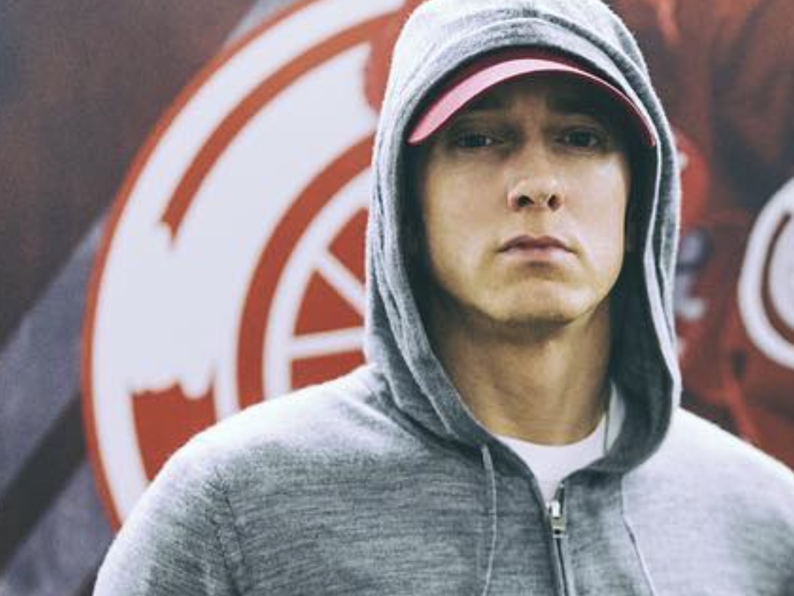  What made Eminem want to quit rap music 