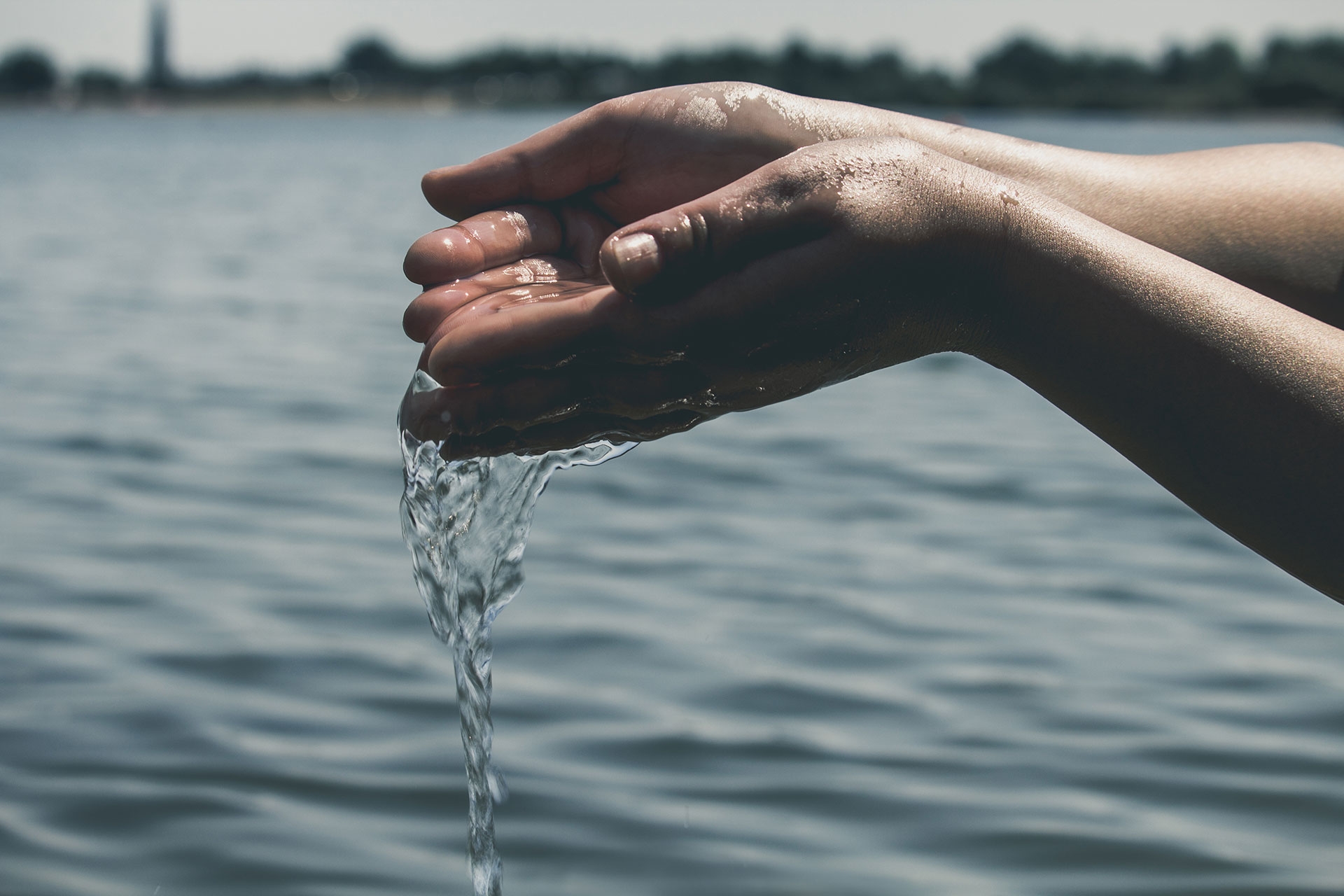   India darws more groundwater than US, China combined  
