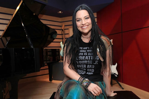 Amy Lee hates awards shows 
