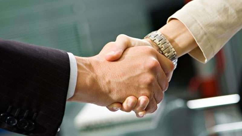 Westerners view hand-shake as a positive behaviour: Study 