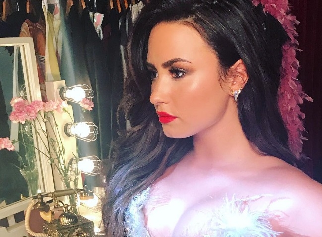 "Sorry Not Sorry": high voltage Anthematic new song drops Demi Lovato!