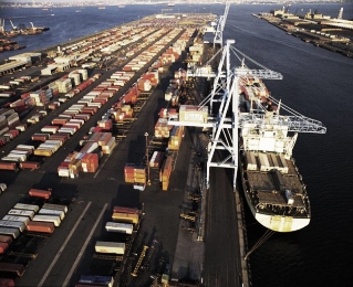  Domestic shipping should be at par with road transport: Experts 