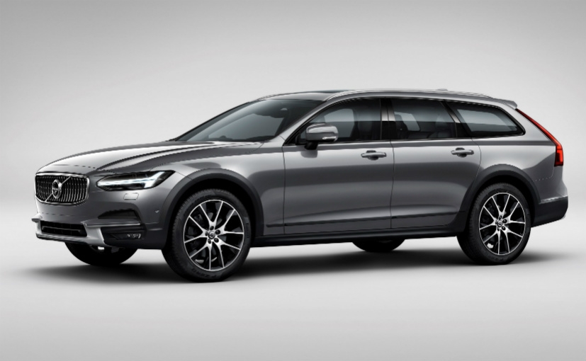  Volvo Auto India launches V90 Cross Country 