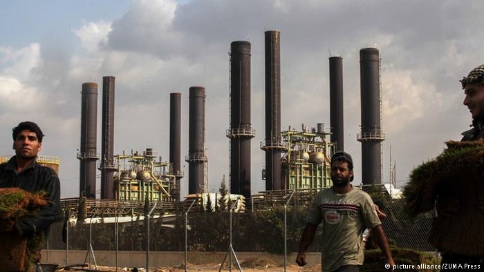  Gaza s only power plant shuts down due to fuel shortage 