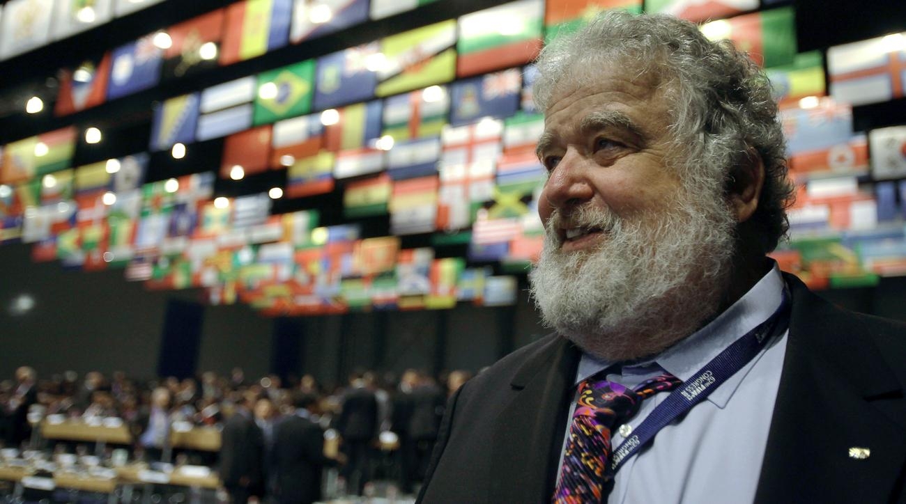  Ex-American football executive Chuck Blazer dead 