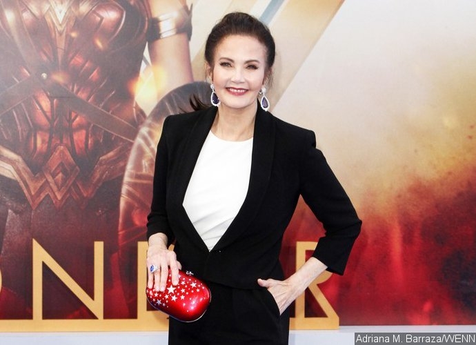  Lynda Carter in talks to appear in  Wonder Woman  sequel 