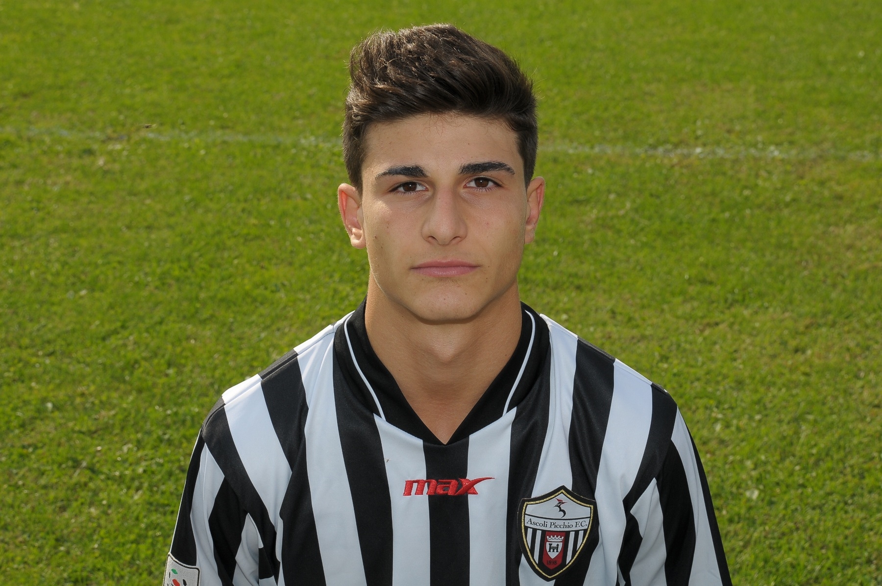  Juventus winger Orsolini joins Atalanta 