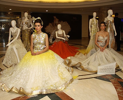  Indian couture very diverse, says Manav Gangwani 